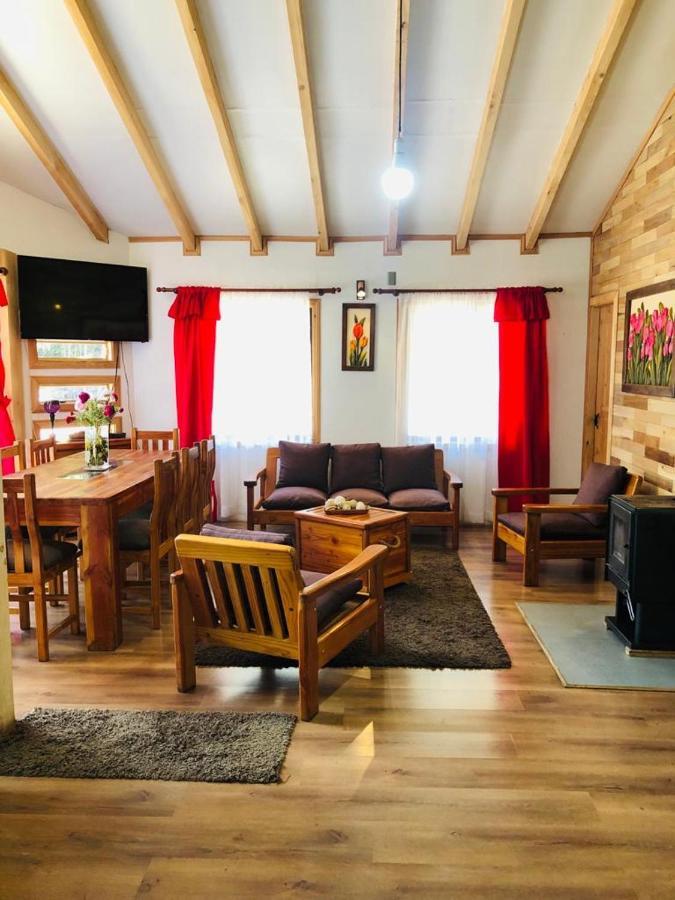 Y Restaurante El Rancho De Palito En Sector Termas Geometricas Casa de férias *